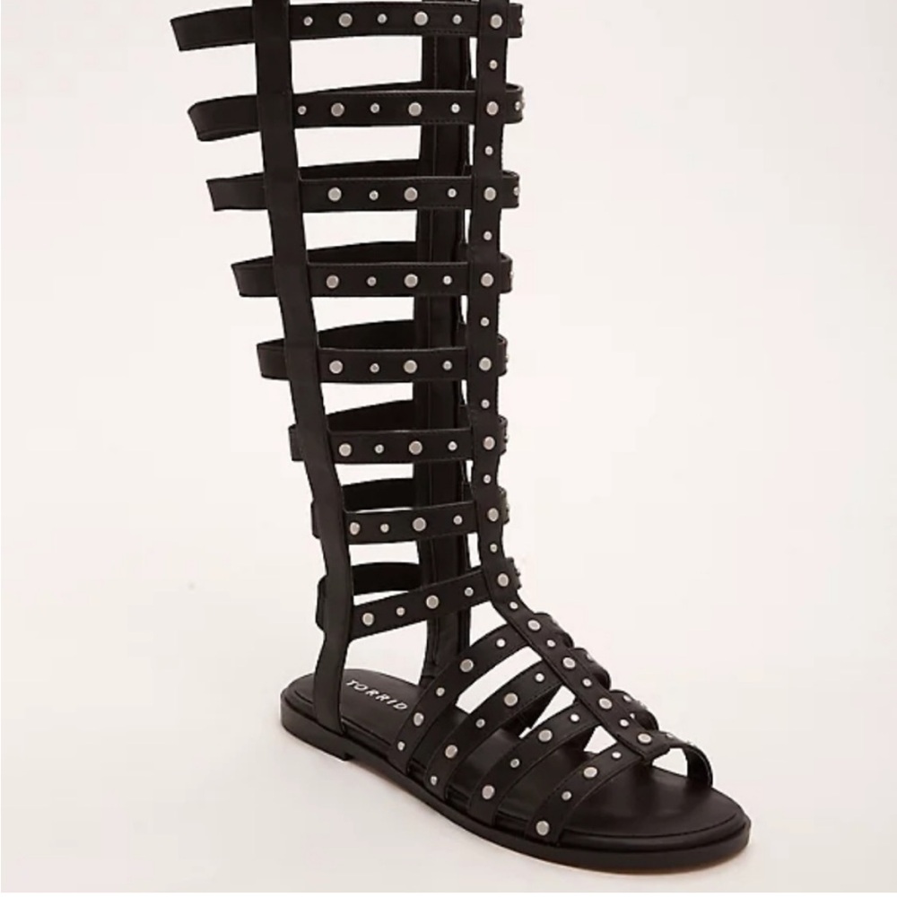 NWT Torrid Knee-High Studded Gladiator Sandals